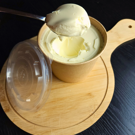 Smetana (Sour cream )/ سميتانا ( كريمة حامضة)